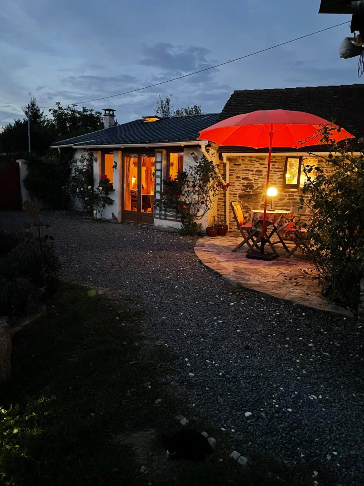 Delightful French Rustic Studio Jumilhac-le-Grand Buitenkant foto