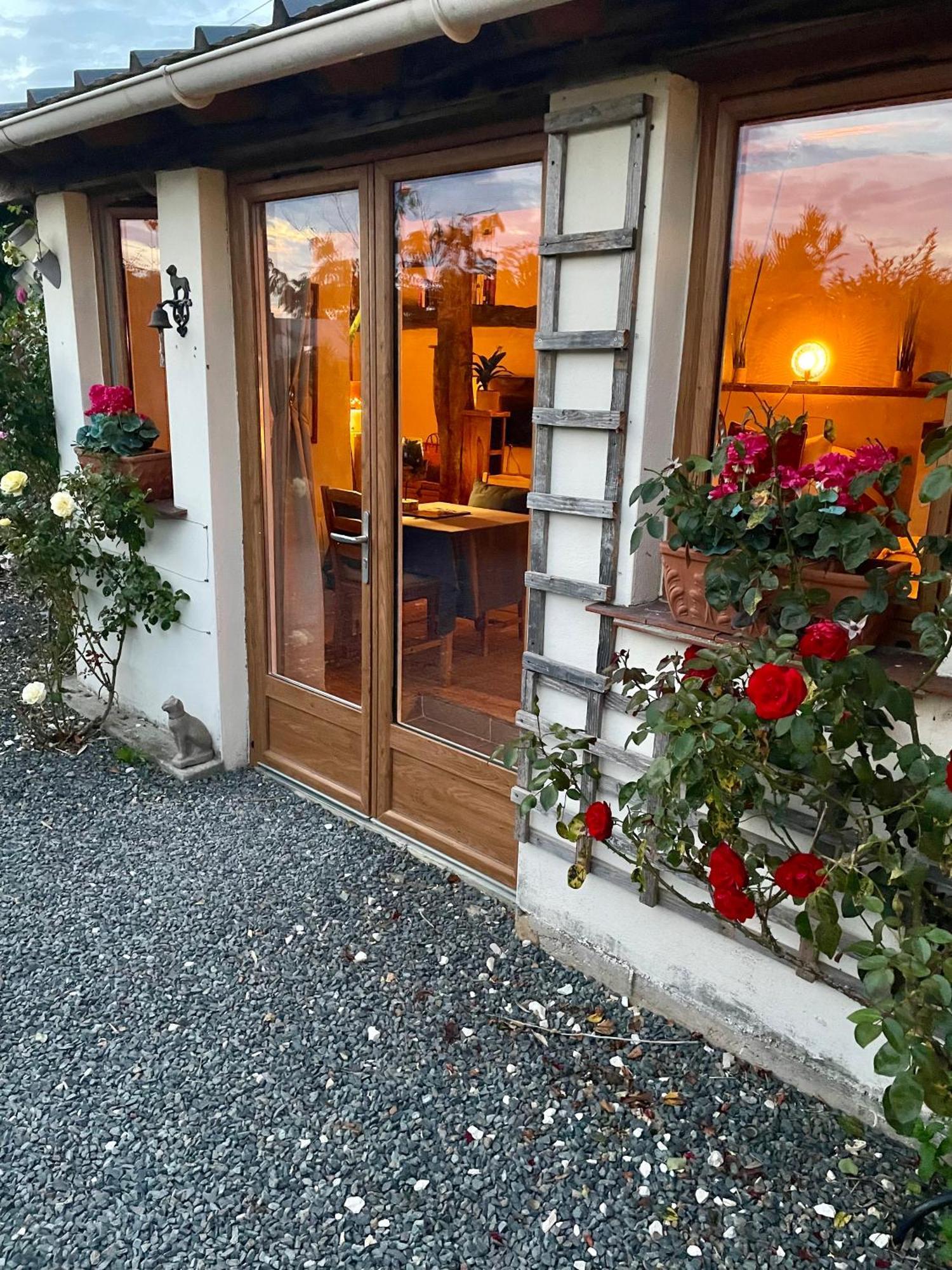 Delightful French Rustic Studio Jumilhac-le-Grand Buitenkant foto